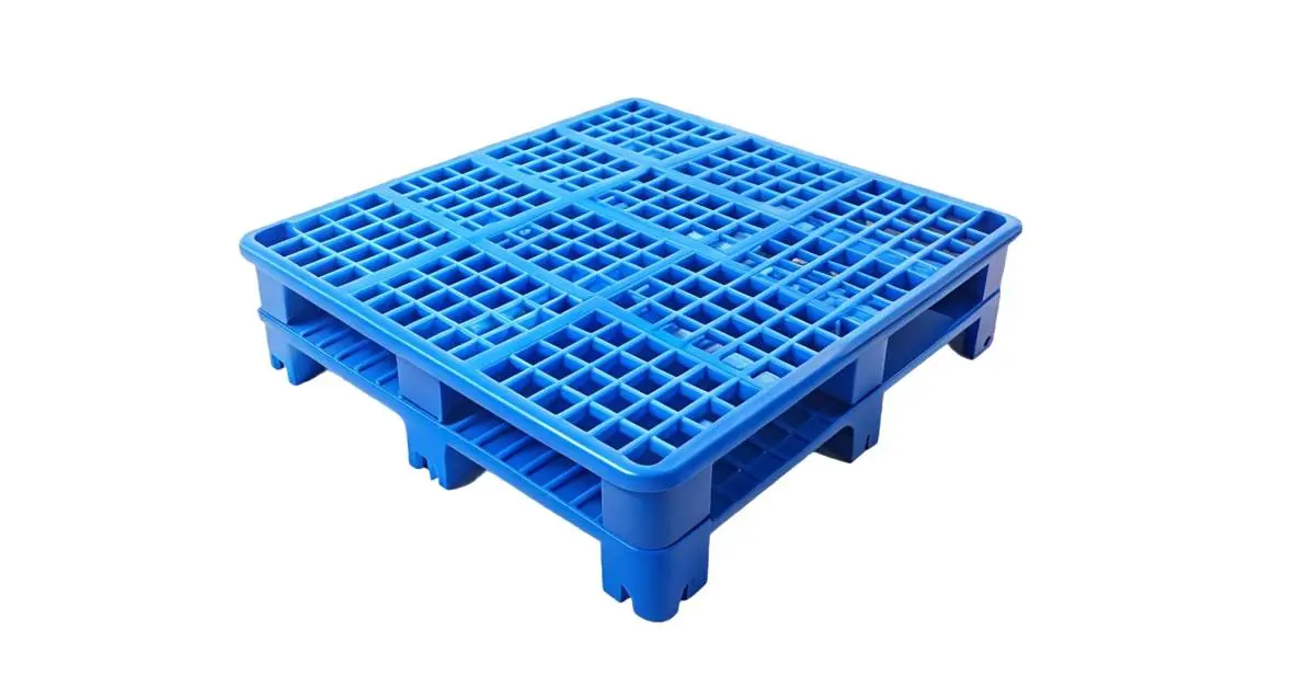 a blue plastic pallet